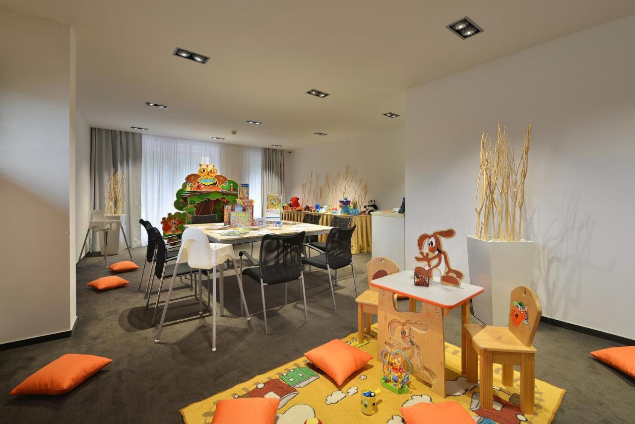 יאנסקה לזנה Omnia Hotel Relax & Wellness מראה חיצוני תמונה