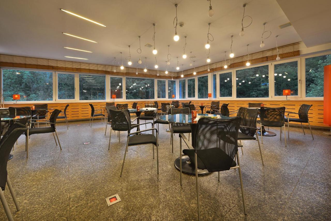 יאנסקה לזנה Omnia Hotel Relax & Wellness מראה חיצוני תמונה
