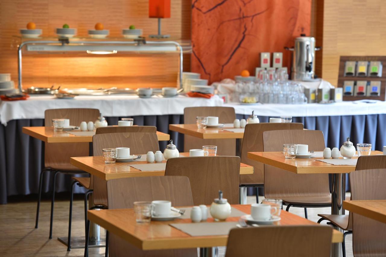 יאנסקה לזנה Omnia Hotel Relax & Wellness מראה חיצוני תמונה