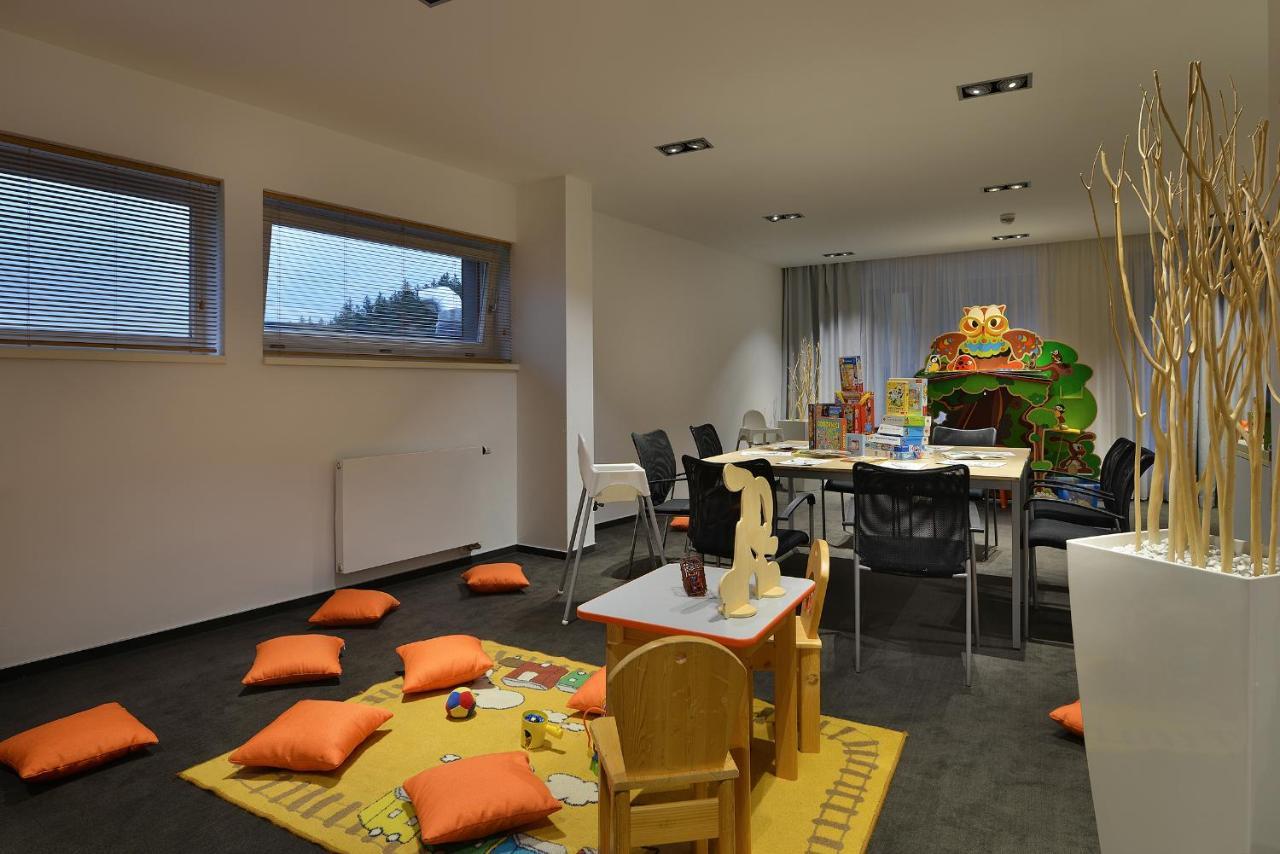 יאנסקה לזנה Omnia Hotel Relax & Wellness מראה חיצוני תמונה