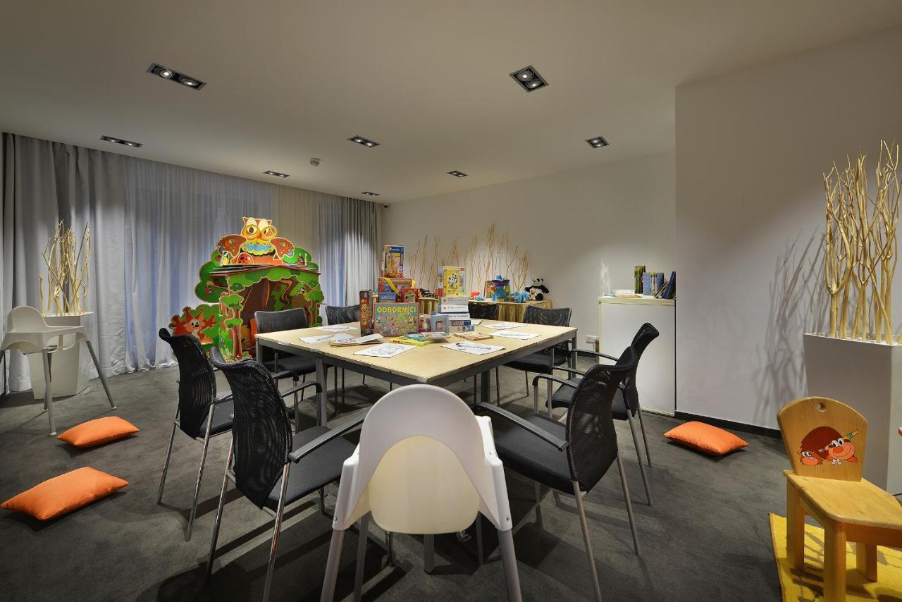 יאנסקה לזנה Omnia Hotel Relax & Wellness מראה חיצוני תמונה