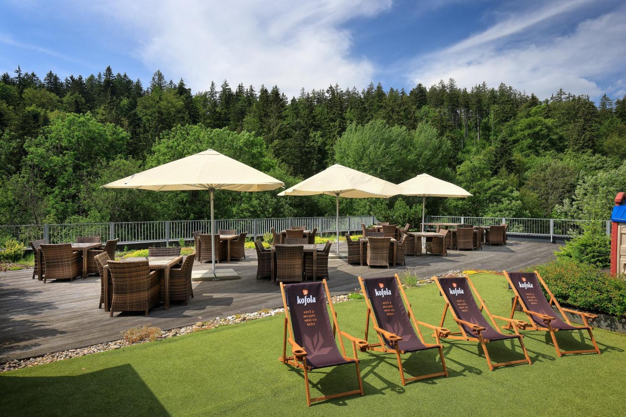 יאנסקה לזנה Omnia Hotel Relax & Wellness מראה חיצוני תמונה
